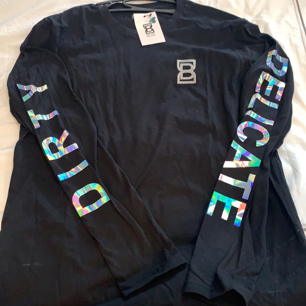 Men’s long sleeve t shirt